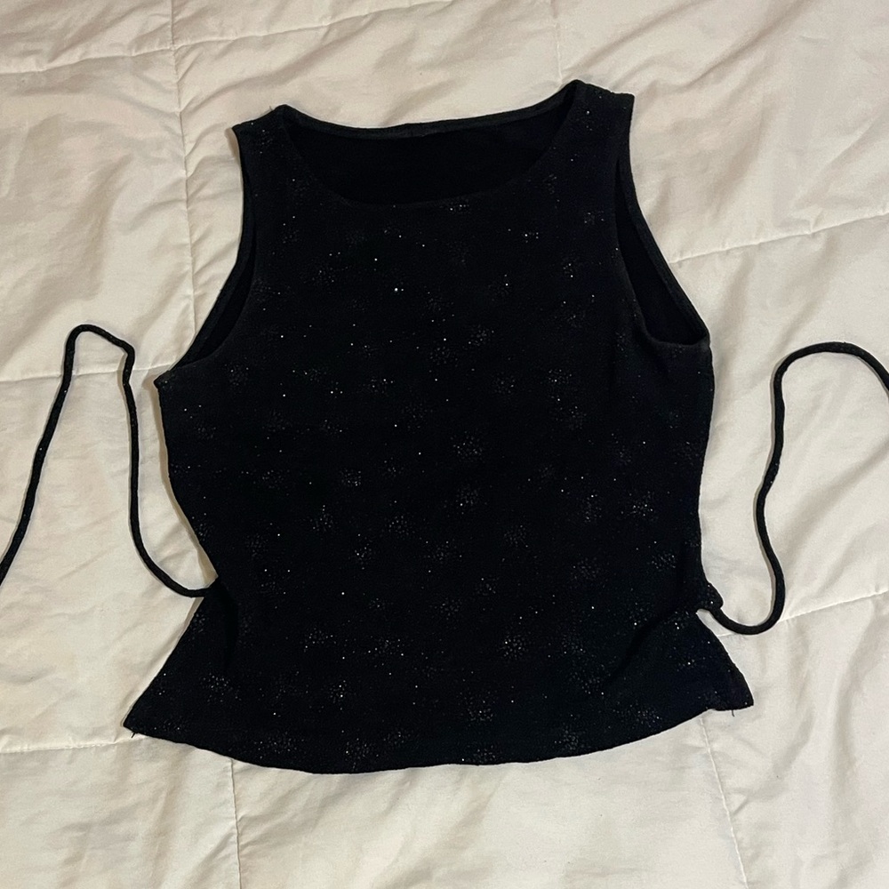 Black Sleeveless tie back open back Top